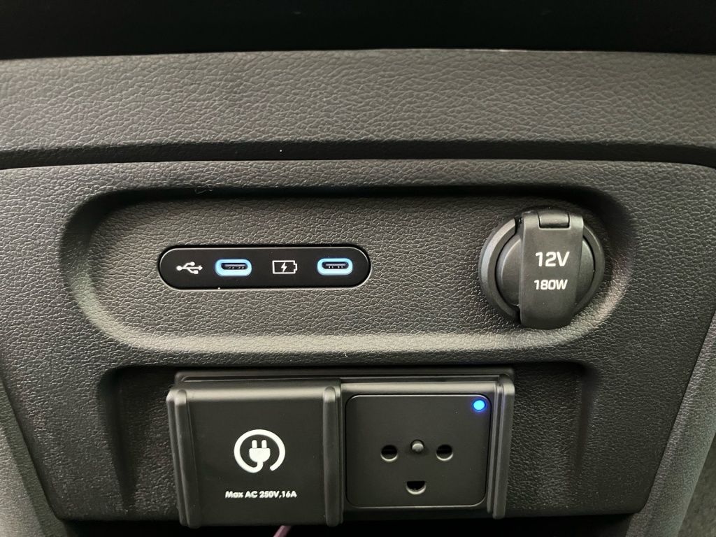 Fahrzeugabbildung Hyundai STARIA EV (9-Sitzer) 2WD 84kWh Prime 360 ACC AUT