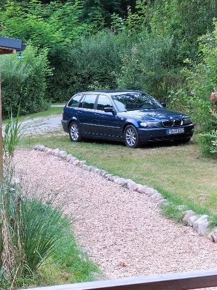BMW 318, 2004