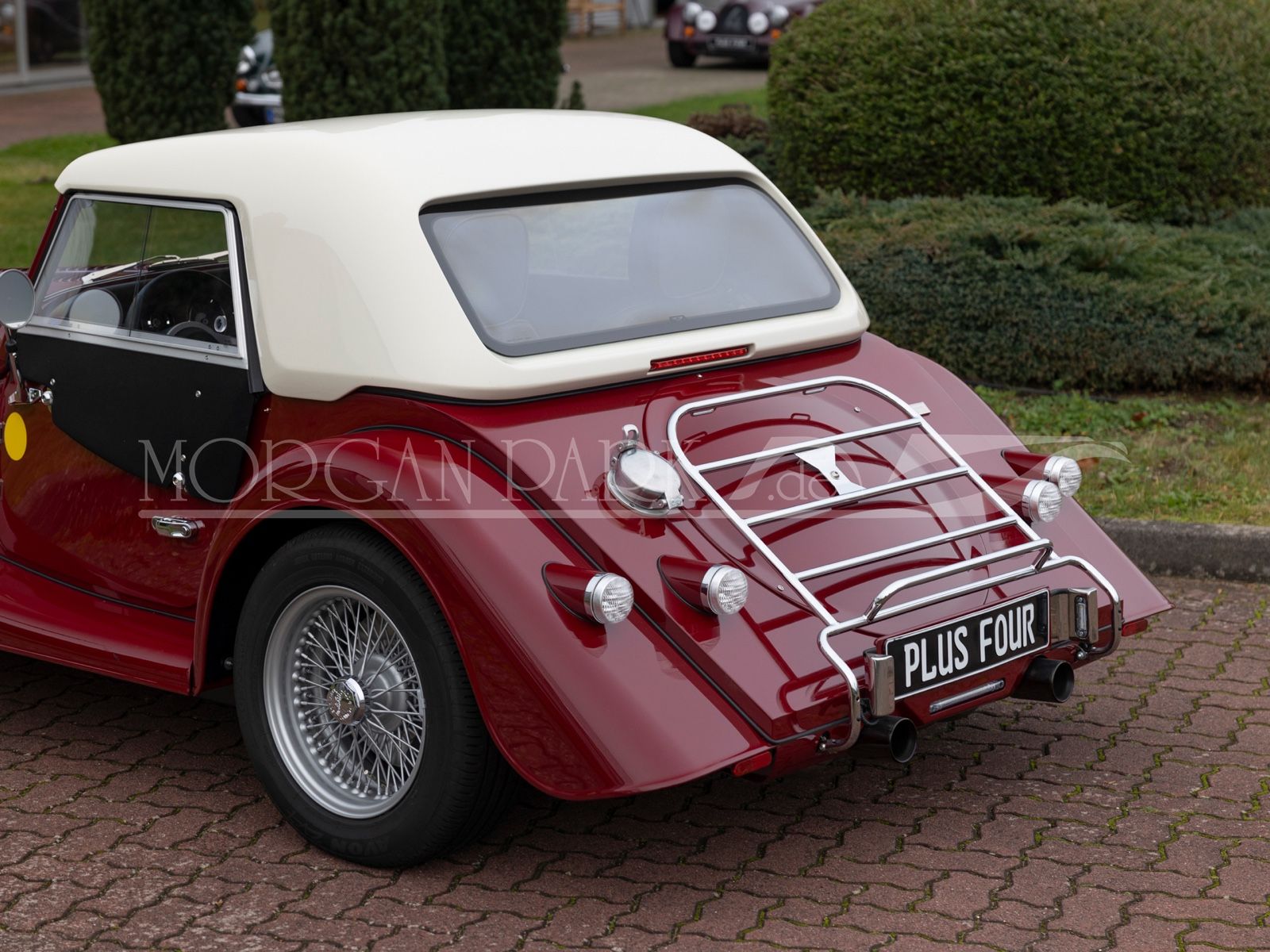 Fahrzeugabbildung Morgan Plus Four Sondermodell LM62 *rot Nr. 30/62*