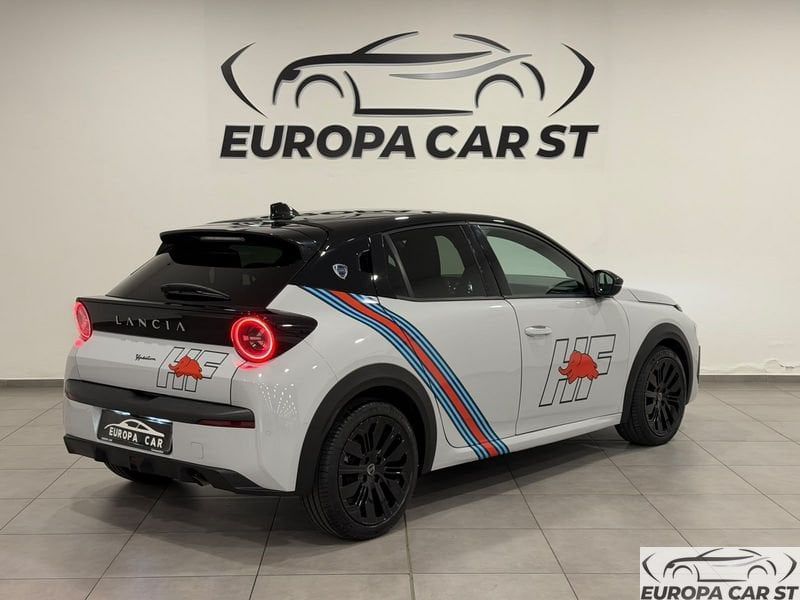 Lancia Ypsilon Ypsilon 1.2 mhev HF Line 110cv e- imagem 3