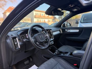Volvo XC40 - 11