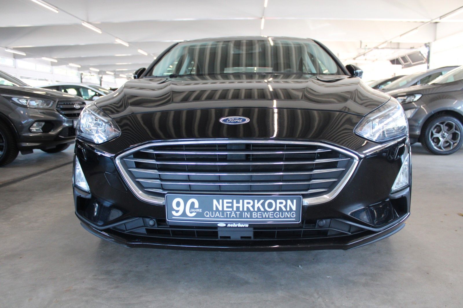 Fahrzeugabbildung Ford Focus Titanium Automatik AHK LED ACC WinterPak.