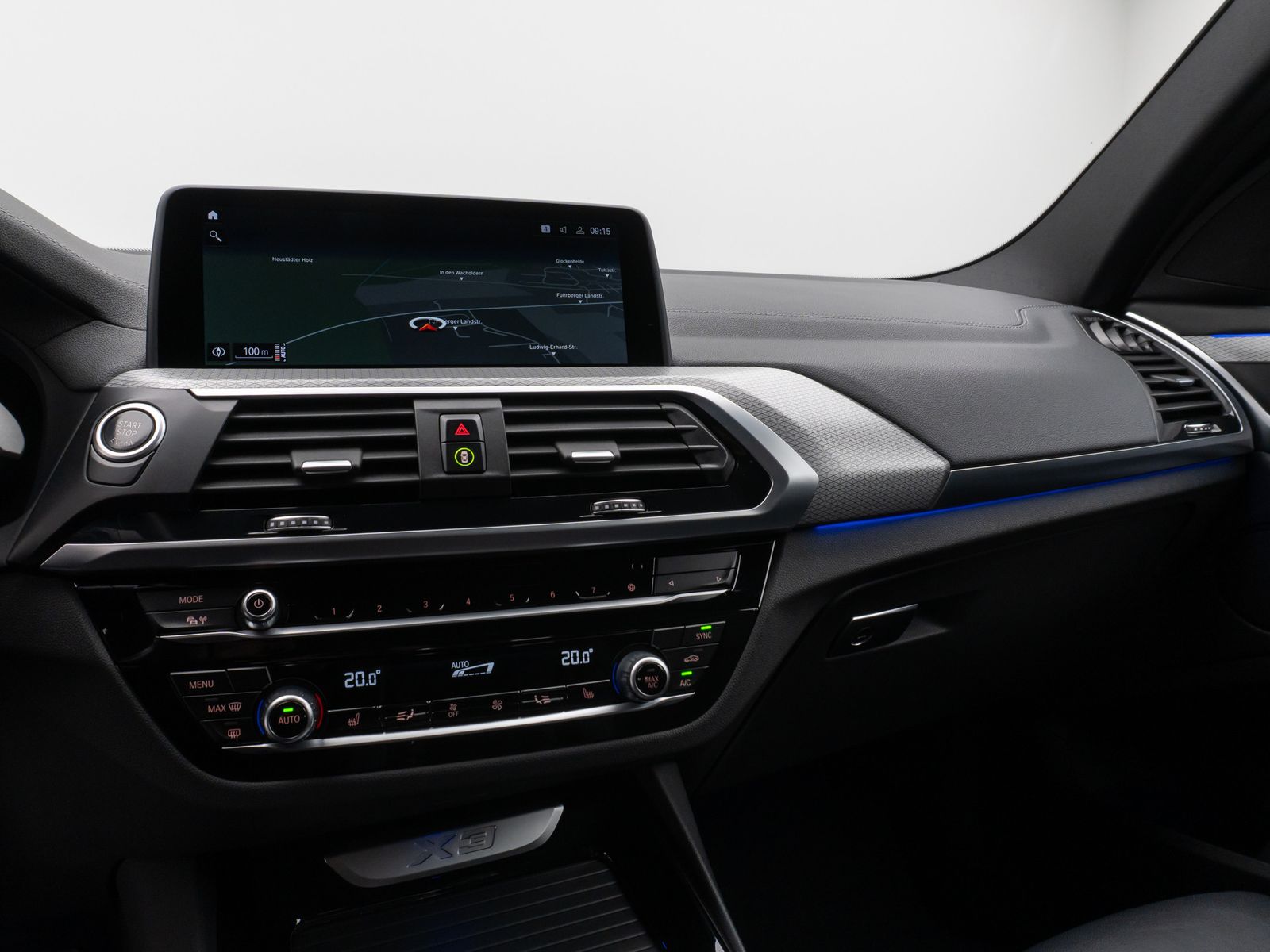 Fahrzeugabbildung BMW X3 xD20d M Sport Kamera DAB HiFi AHK Alarm 19Zol