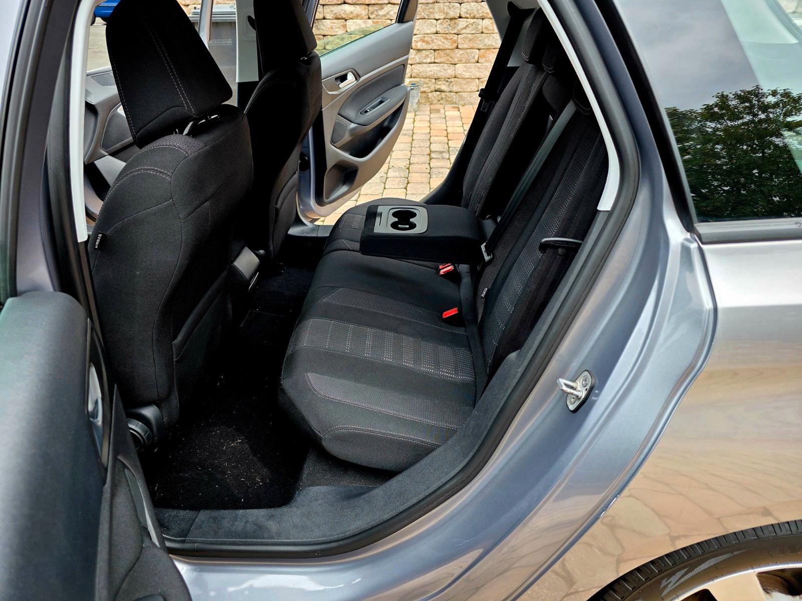 Peugeot 308 2015 — photo 22