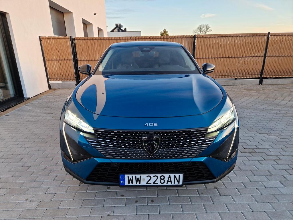 Peugeot 408