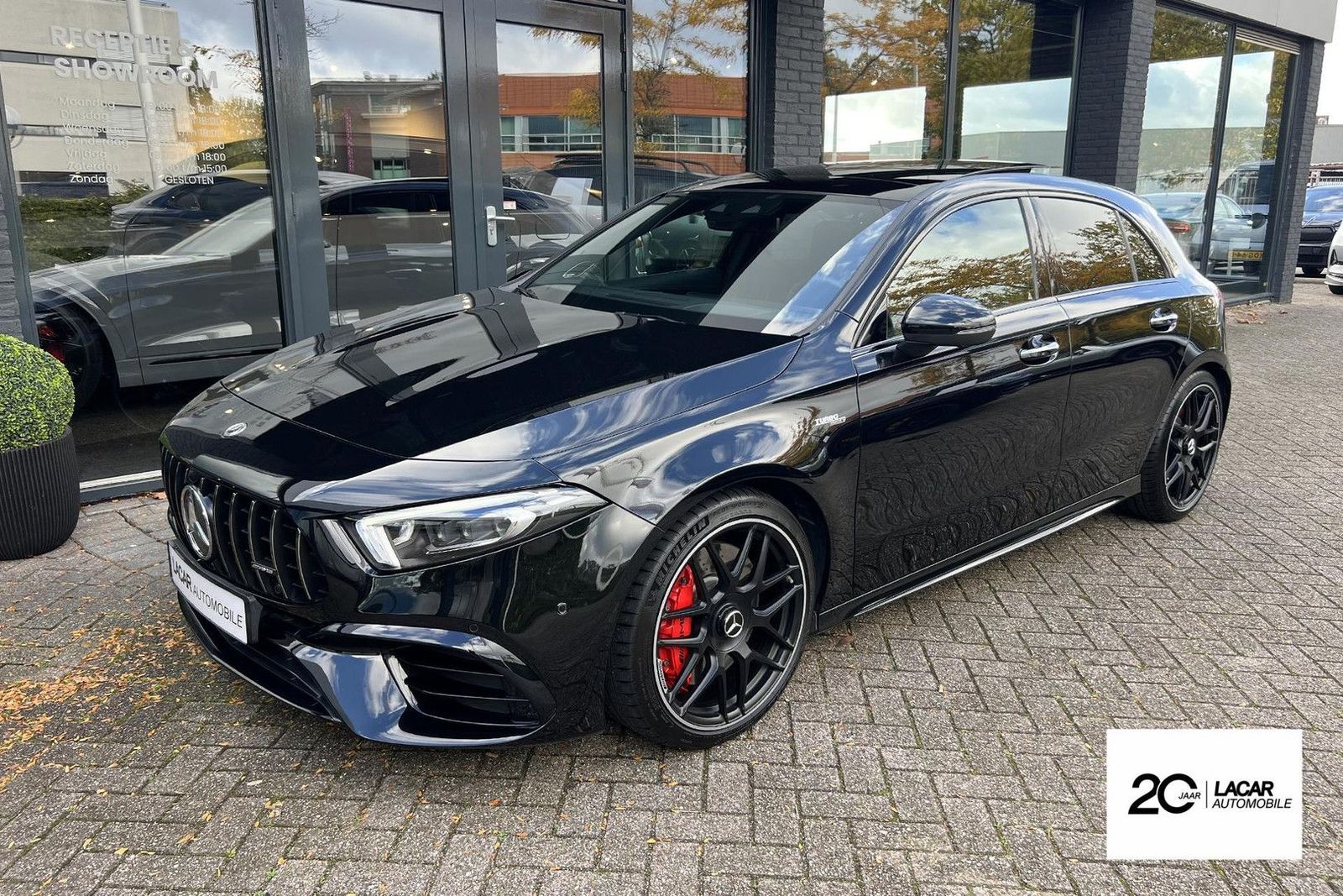 Mercedes-Benz A 45 AMG S 4MATIC+ I Burmester I 360° I Pano