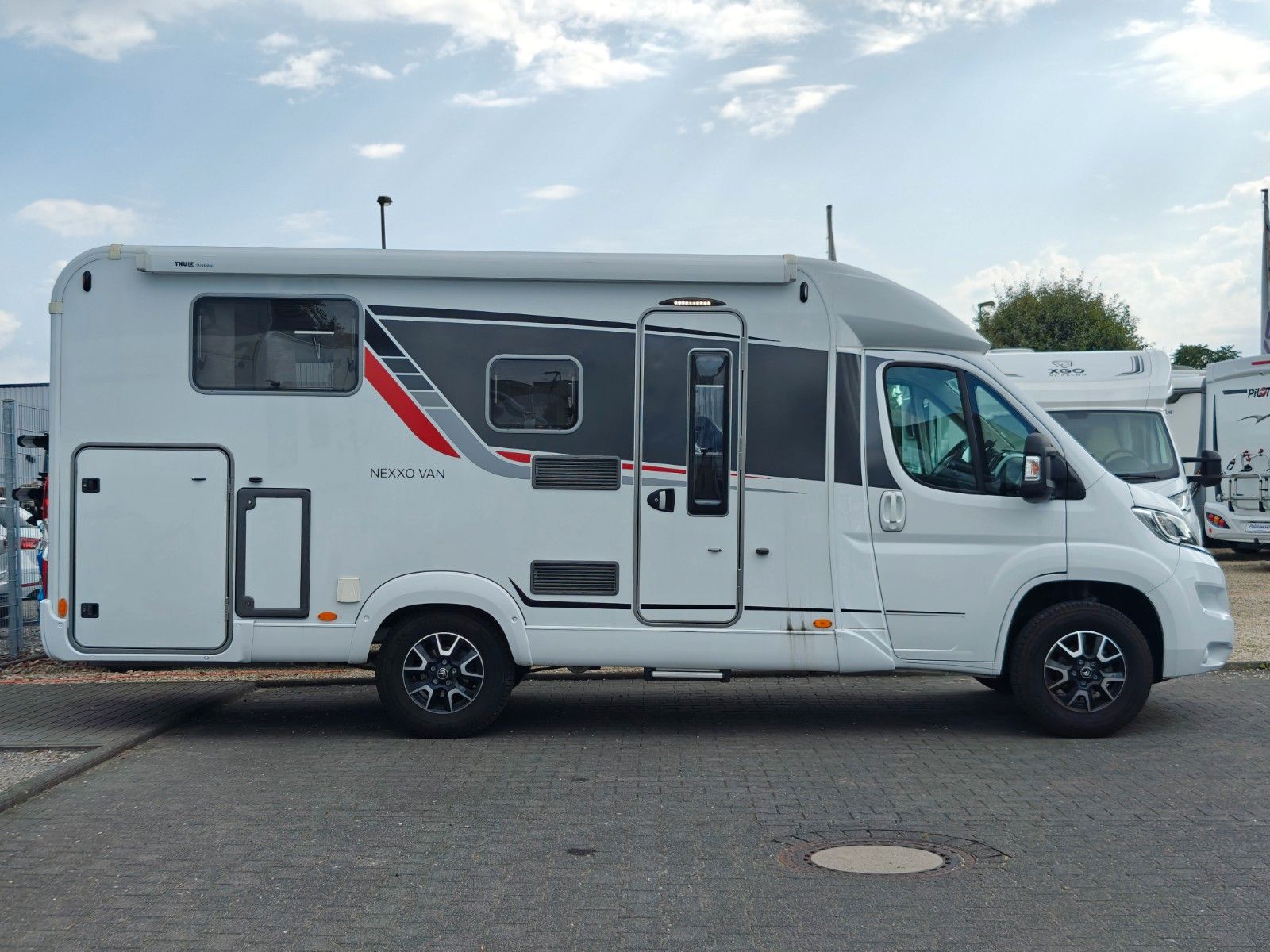 Fahrzeugabbildung Bürstner Nexxo Van T 620 G - SAT, TV, Navi, Einzelbetten