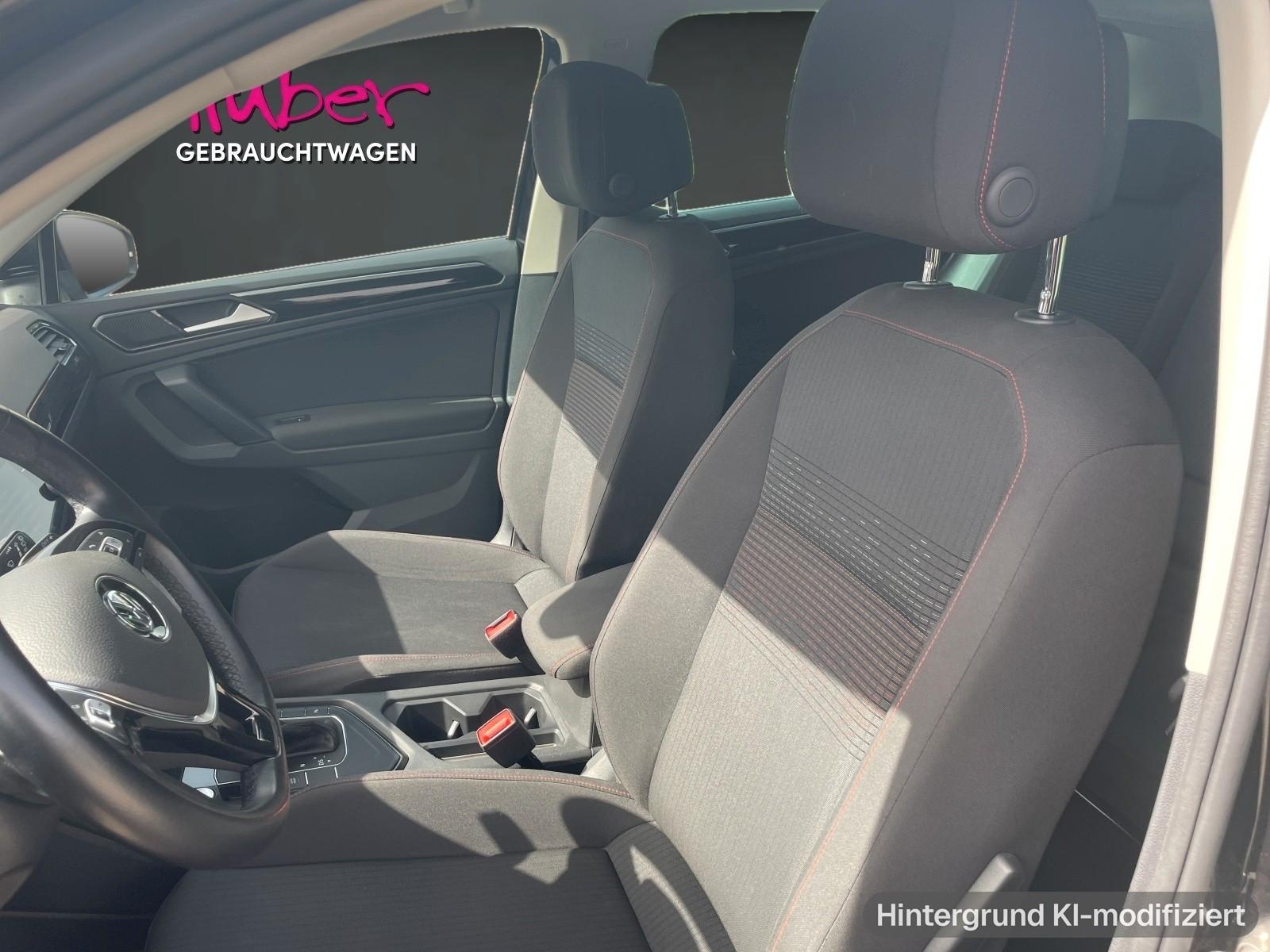 Volkswagen Tiguan SOUND 150 PS ( * AHK * SITZHEIZUNG * )