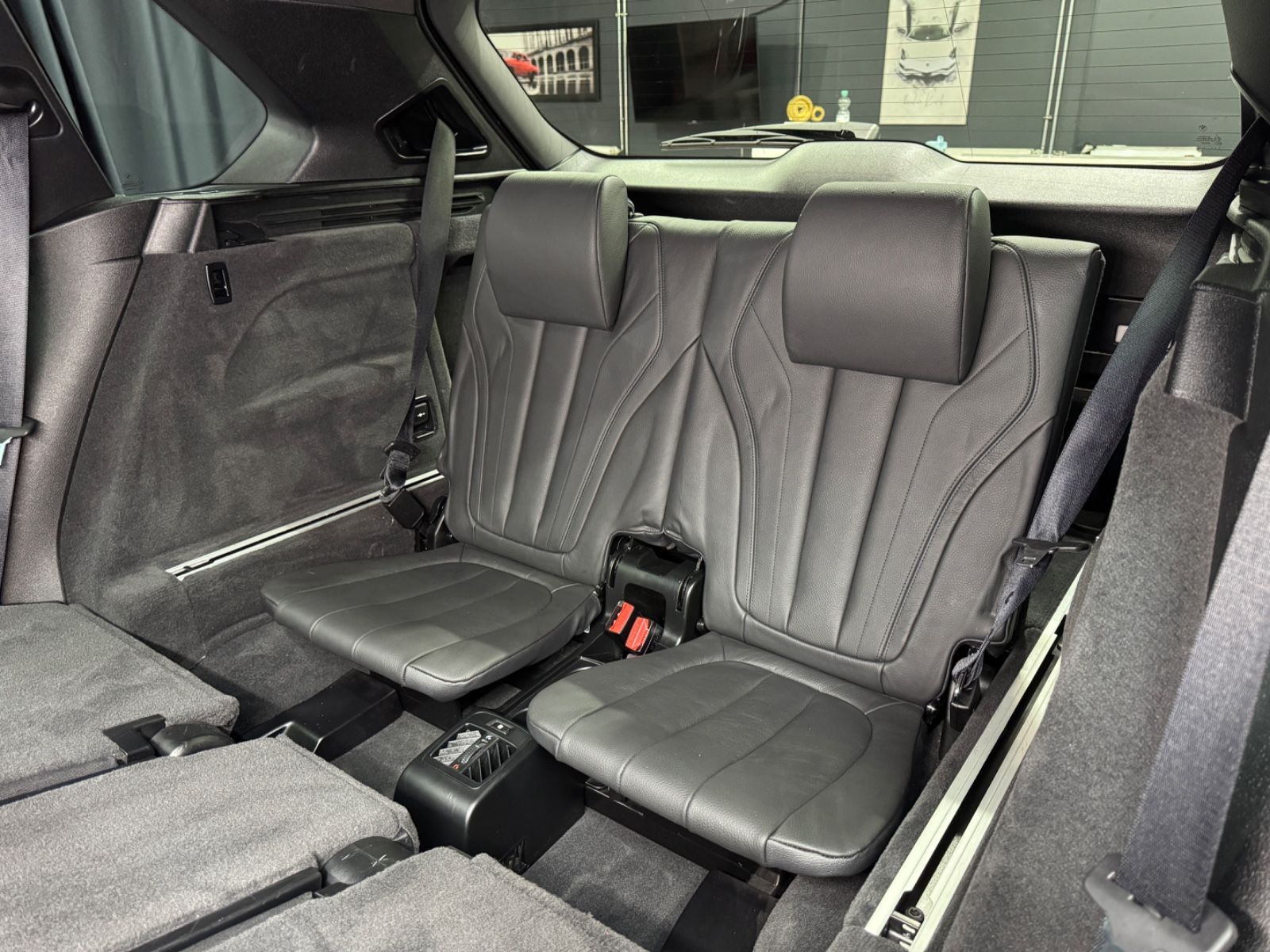 Fahrzeugabbildung BMW X5 40d xDrive|M-SPORT|PANO|7-SITZER|SOFT-CLOSE|