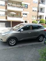 Hyundai ix35 2.0 CRDi Comfort 2WD Comfort - Hyundai ix35 in Leverkusen