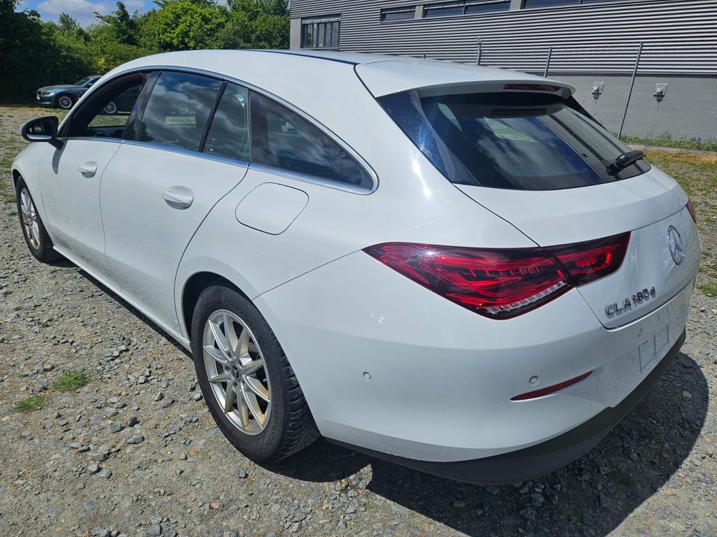 Mercedes-Benz CLA 180 Shooting Brake