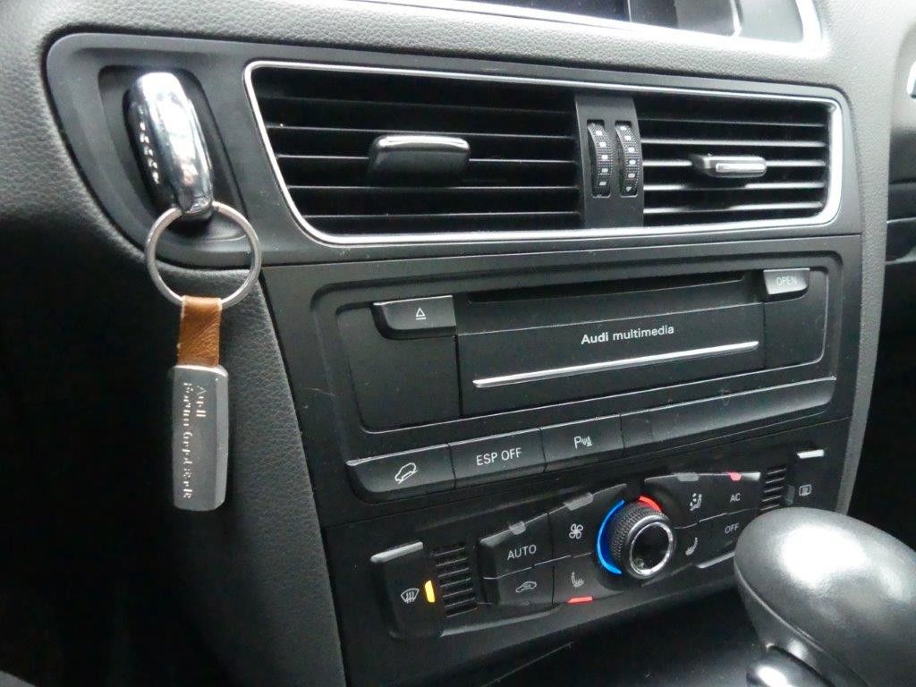 Fahrzeugabbildung Audi Q5 2.0 TFSI S tronic quattro *AHK*XEN*PANO*NAVI*