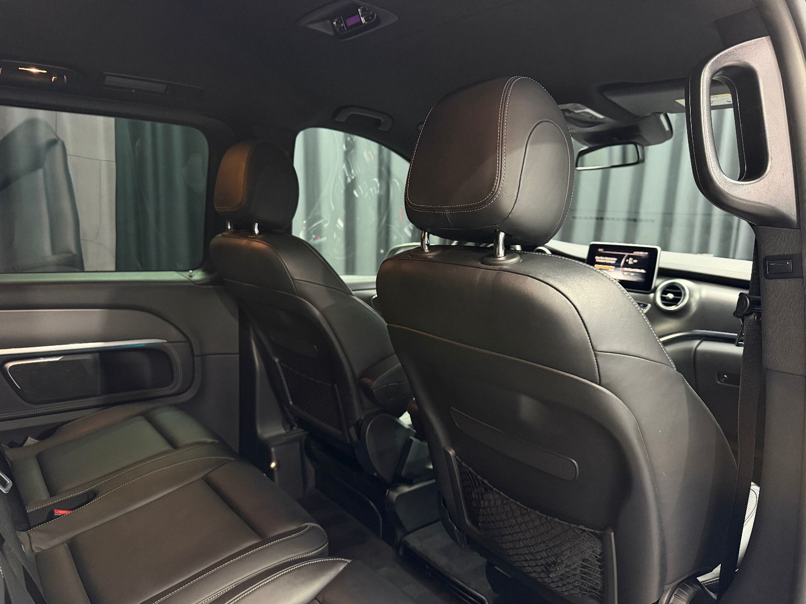 Fahrzeugabbildung Mercedes-Benz V 250d AVANTGARDE AMG EDITION lang|360°|AHK|LEDE