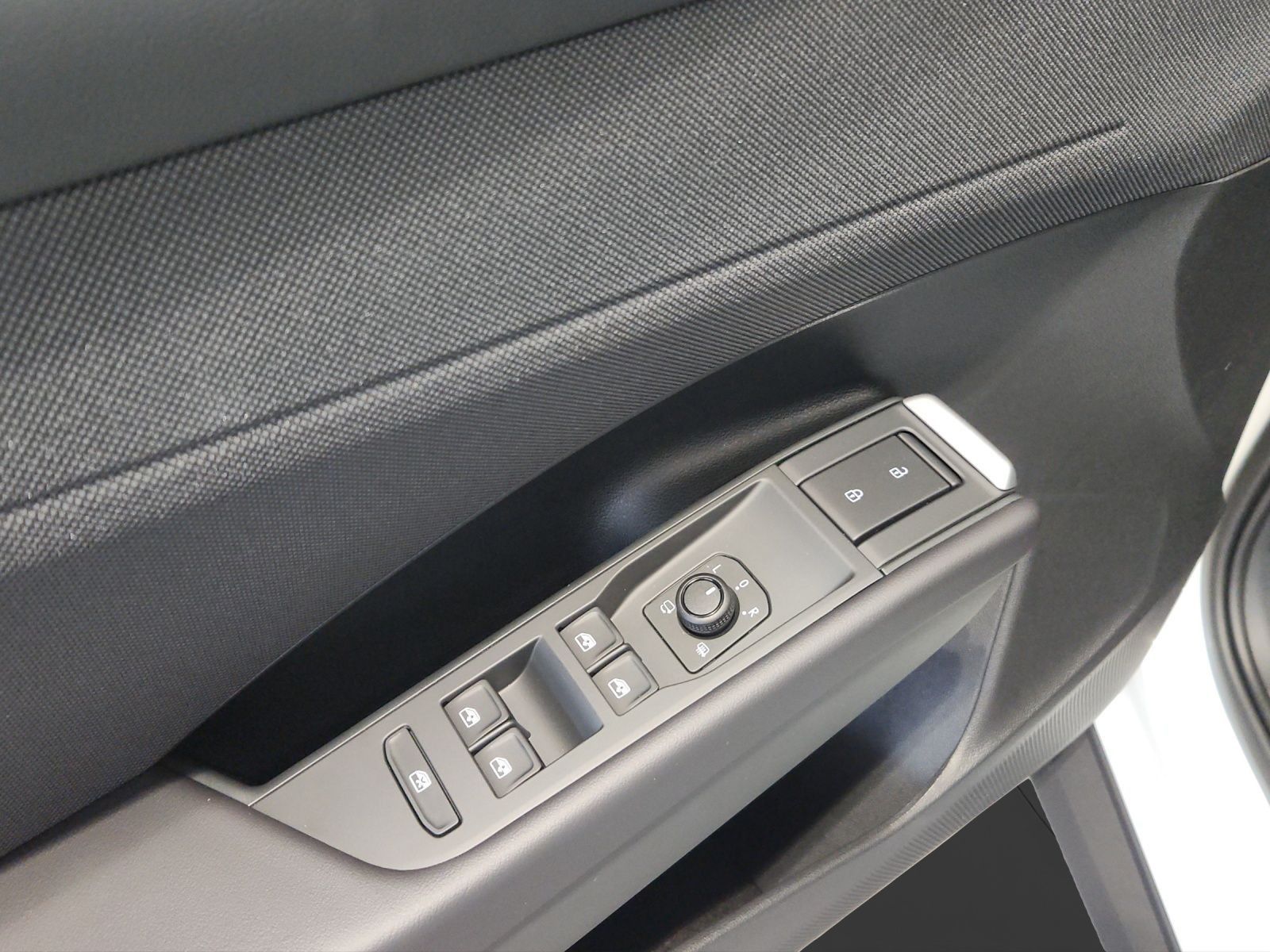 Volkswagen T-Roc - Bild 17