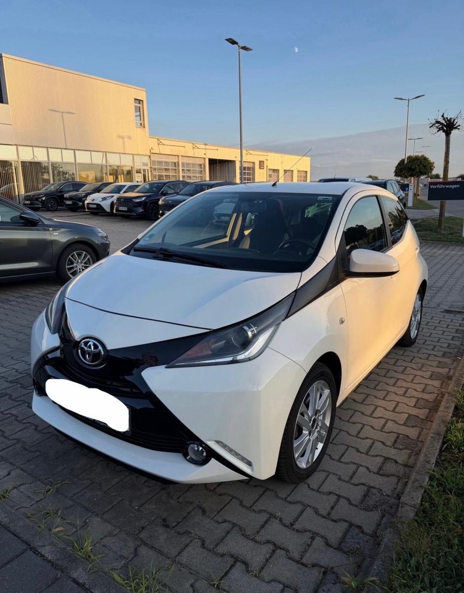 Toyota Aygo | 69 PS | 5-Türer | Nur 50.116 km | 