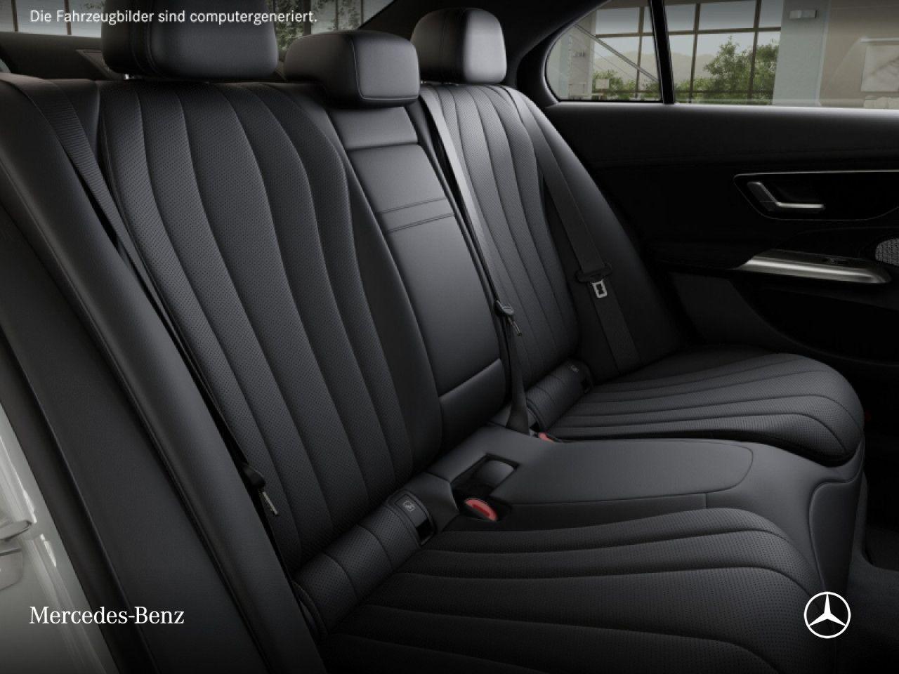 Mercedes-Benz E 220 d AMG Fahrass 360° Pano Distr. AHK Night