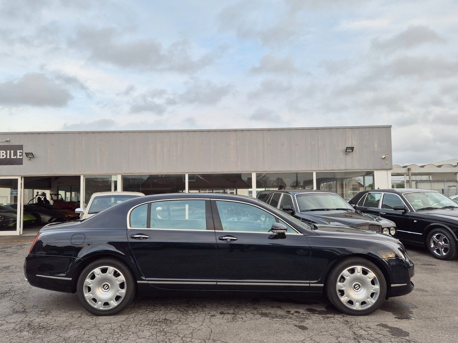 Fahrzeugabbildung Bentley Continental Flying Spur/Ausnahmezustand/Orig. km