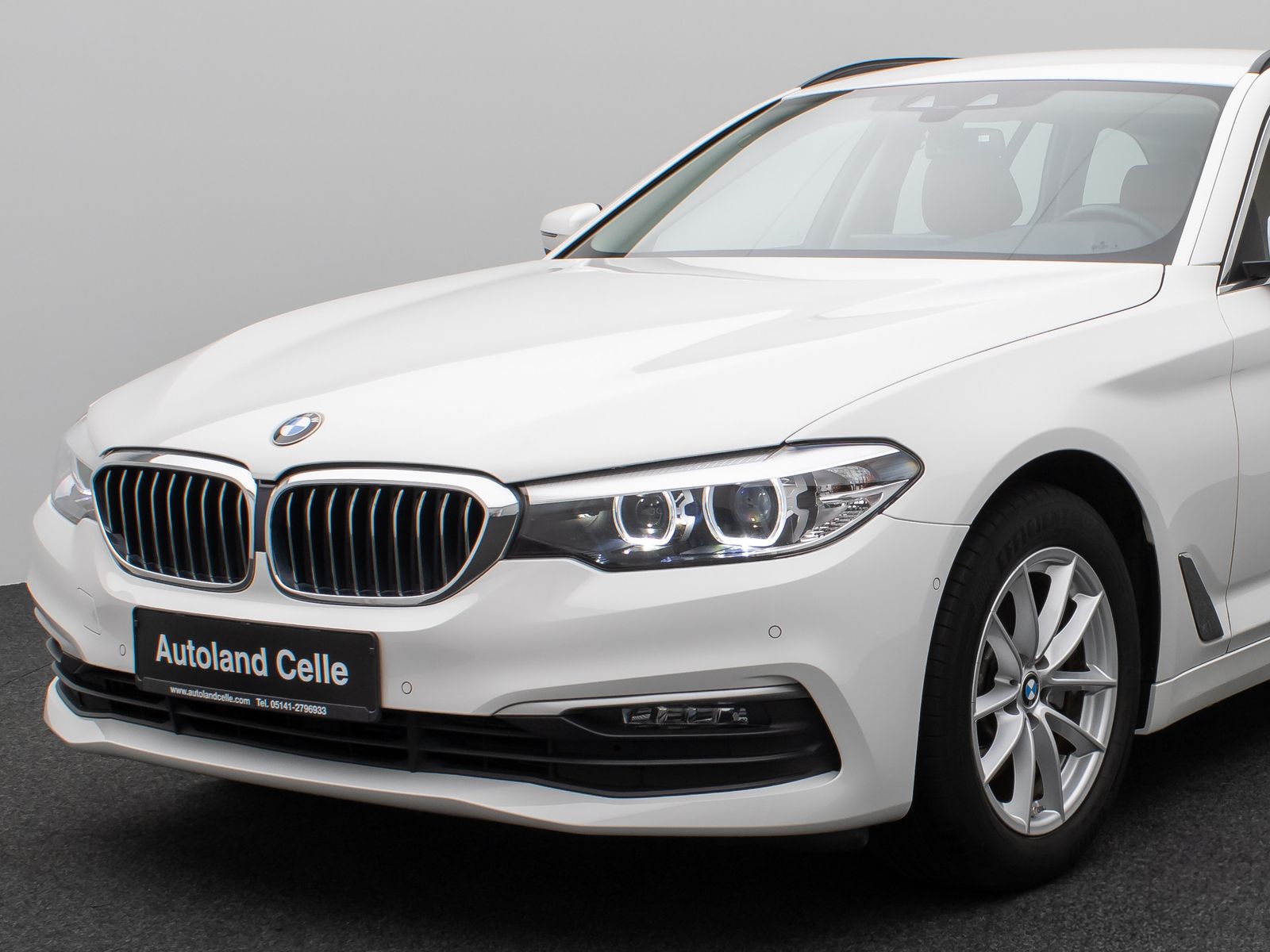 Fahrzeugabbildung BMW 520d Kamera Leder HiFi Sport AHK Alarm Parkassis