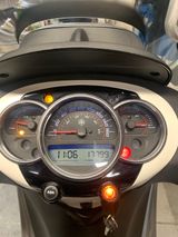 Piaggio Beverly 350 S/T  ABS - ASR - PIAGGIO MOTORRAD