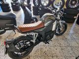 Horwin CR6 Elektro, bis 120km Reichweite, Carbon Look G - HORWIN K1