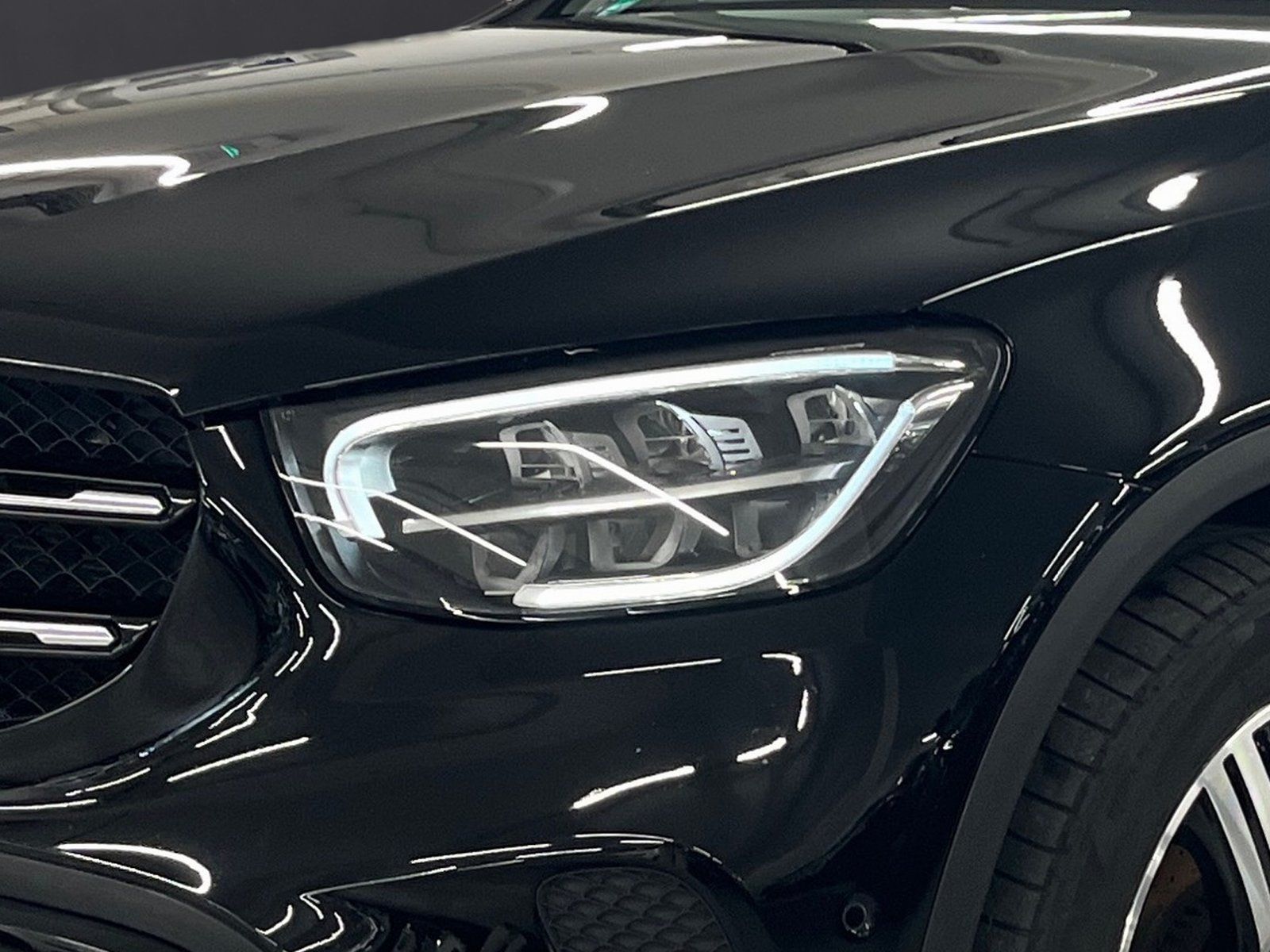 Fahrzeugabbildung Mercedes-Benz GLC 300 de 4M*360*Burm*Air-Body*LED*Night*Ambie*