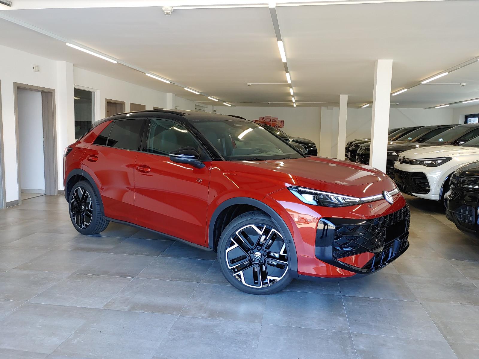 Volkswagen T-Roc 1.5 eTSI DSG R-Line Pano/Matrix/AHK/4J
