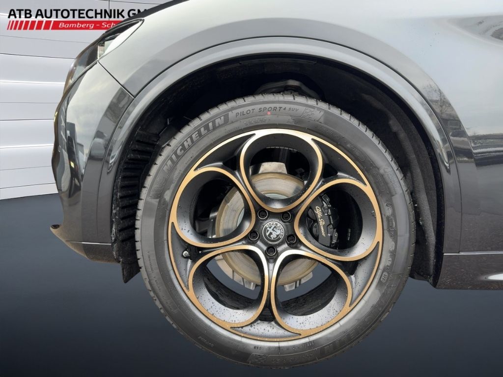 Fahrzeugabbildung Alfa Romeo Stelvio Intensa 2,2l Diesel AHK Winter RFK