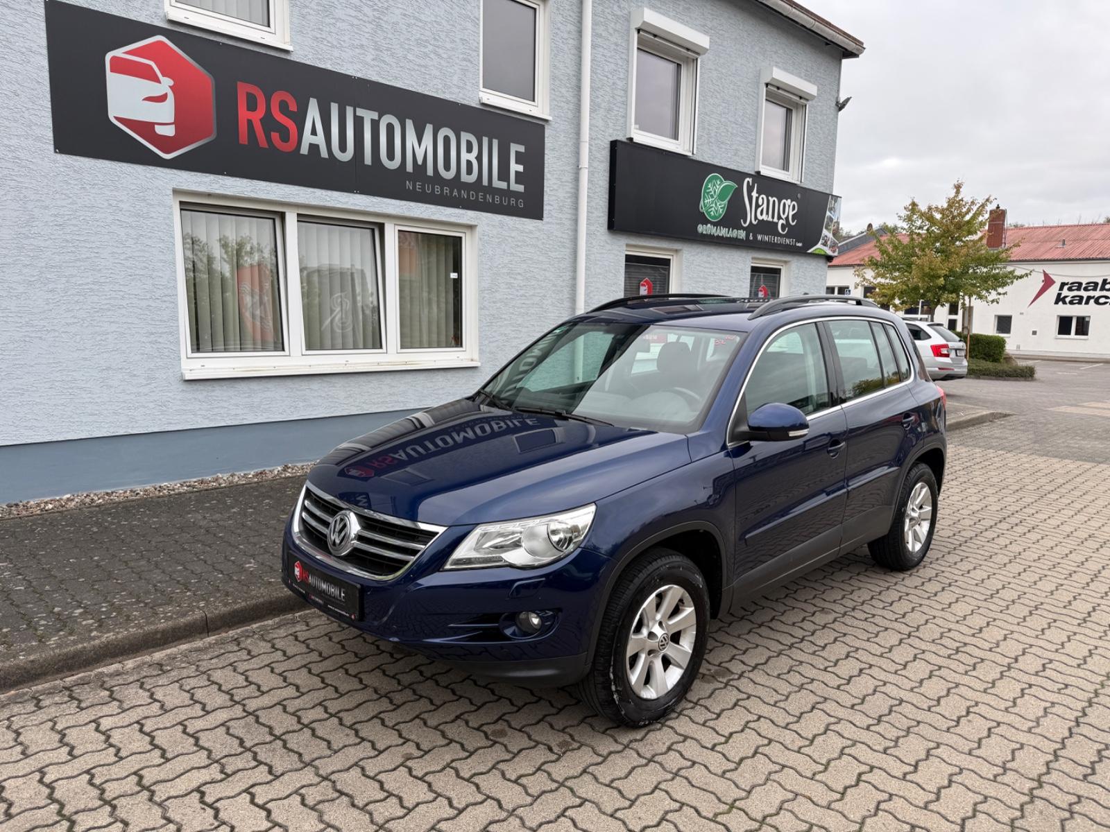 Volkswagen Tiguan Track & Field 4Motion*Automatik*AHK