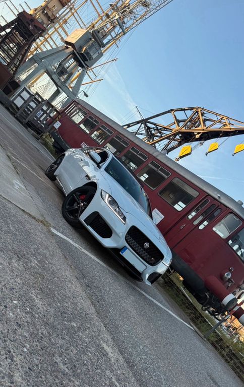 Image of Jaguar XF