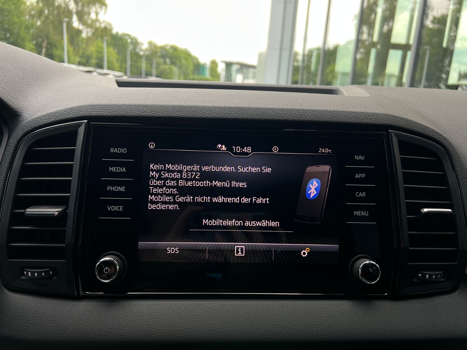 Fahrzeugabbildung SKODA Karoq Balance 1.5 TSI *AHK, ACC, Rückfahrkamera,