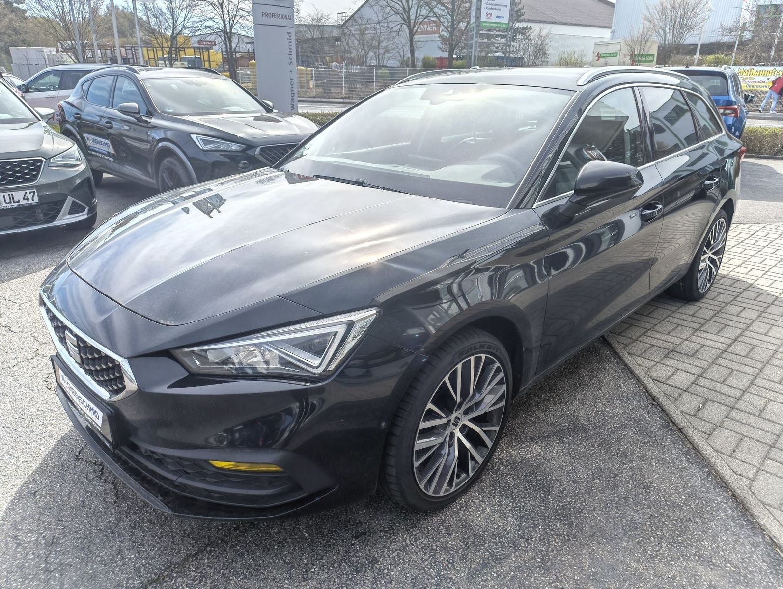 Fahrzeugabbildung SEAT Leon Sportstourer Xcellence 2.0 TDI DSG