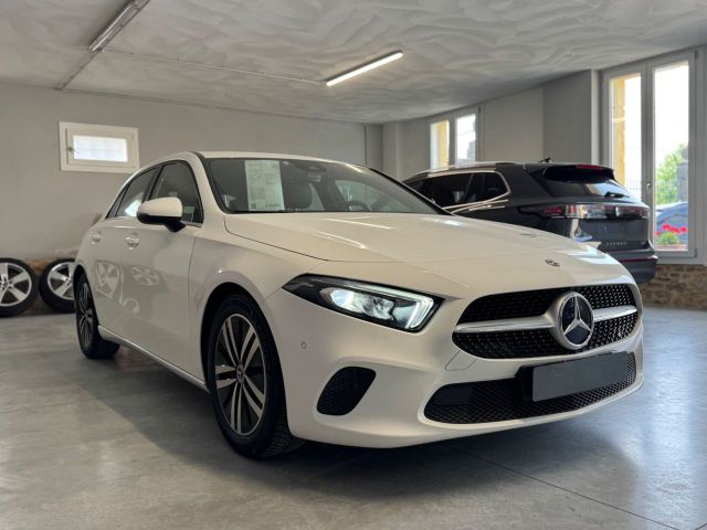 MERCEDES-BENZ Mercedes-benz A 180 220 d Automatic Sport