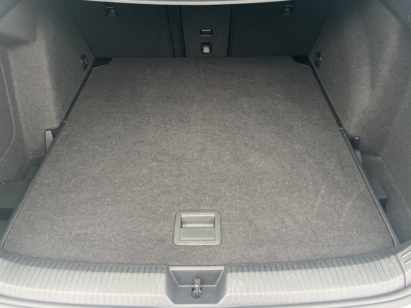 Golf VIII Variant Life 2.0 TDI Navi*ACC*LED