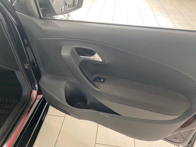 Fahrzeugabbildung Volkswagen Polo V 1.0 TSI TRENDLINE KLIMA/SHZ/NEBEL/AHK