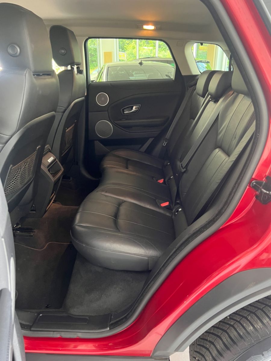 Fahrzeugabbildung Land Rover Range Rover Evoque SE