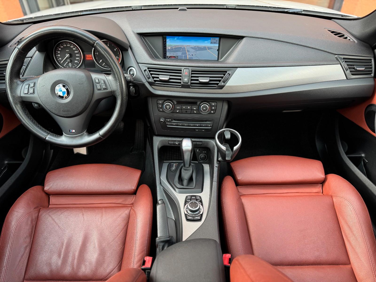 BMW X1 XDRIVE 25D - 204 ch - 4X4 - BVA - ATTELAGE - TOIT PANO