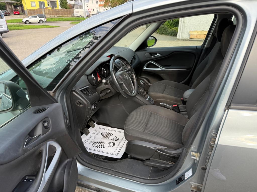 Opel Zafira Tourer