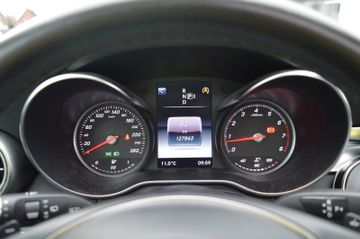 Mercedes-Benz C 180 T CGI  7G-Tronic Avantgarde AHKPanoLEDN