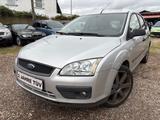 Ford Focus Lim. Trend Klimjaanlage!!! - Ford Focus aus 2005 mit Diesel-Antrieb