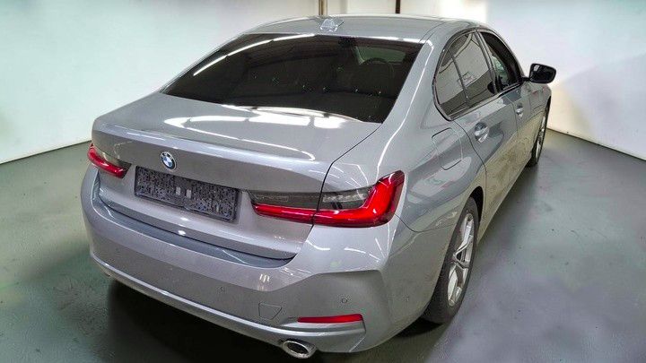 BMW 320d xDrive Limo ADAPTIV LED*STHZ*HEADUP*RÜCKKAM imagem 3