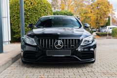 MERCEDES-BENZ C63S AMG Coupe / BURMESTER/ PANO/ HIGH-END/ 360° MERCEDES-BENZ C63S AMG Coupe / BURMESTER/ PANO/ HIGH-END/ 360°