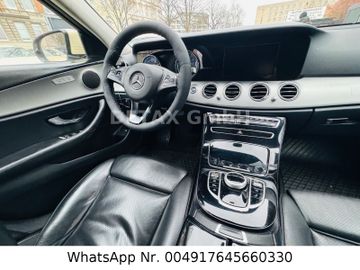 Mercedes E 220 - 12