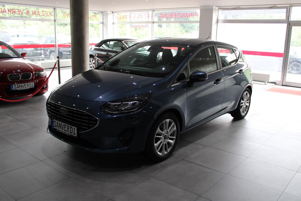 Ford Fiesta 10 EcoBoost Hybrid TITANIUM SPORTPAKET 2022