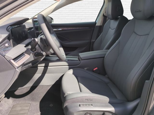 Fahrzeugabbildung SKODA Superb Combi 1.5 TSI iV L&K Hybrid MATRIX LEDER