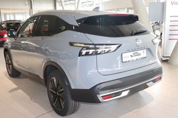 Fotografie des Nissan Qashqai 1.3 DIG-T MHEV Xtronic Tekna Pano