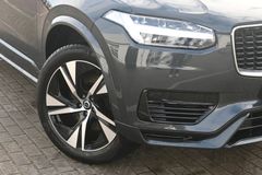 Fahrzeugabbildung Volvo XC90 R-Design T8 AWD *STHZ*PANO*360*HU*MASSAGE