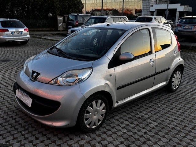 Peugeot 107 1.0 68CV 5p. Sweet Years