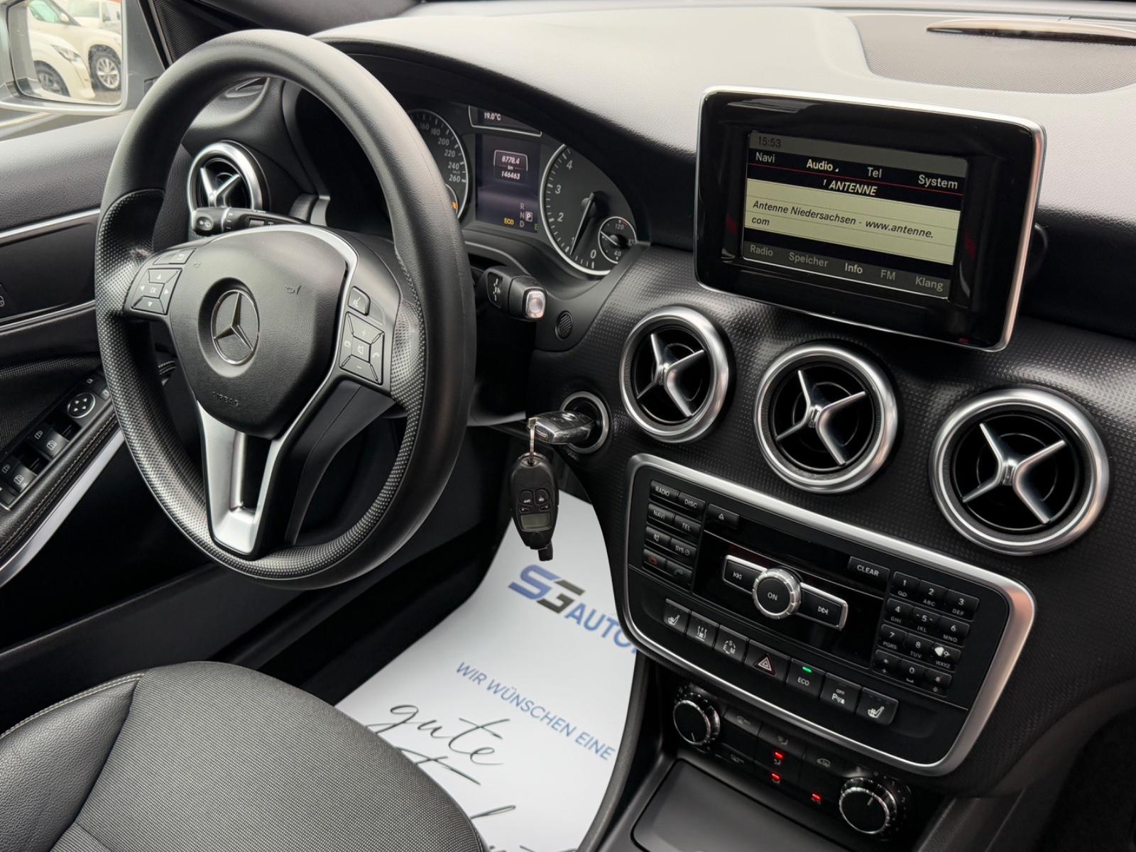 Mercedes-Benz A 250 4Matic *XENON*STANDHZG*NAVI*8 FACH*SHZ*