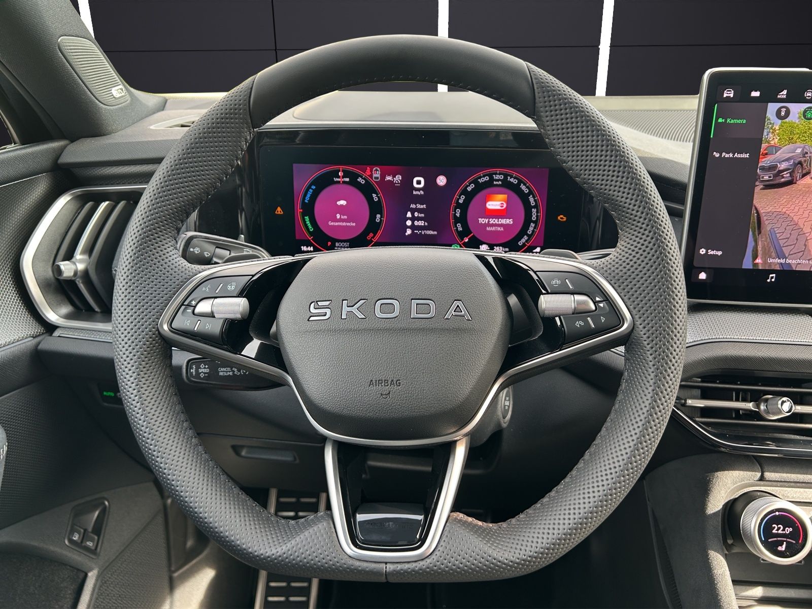 Fahrzeugabbildung SKODA Kodiaq 1.5 TSI iV Sportline AHK MATRIX HUD