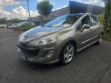 Peugeot 308 Platinum 120 VTi Automatik - Peugeot 308 Gebrauchtwagen in Köln